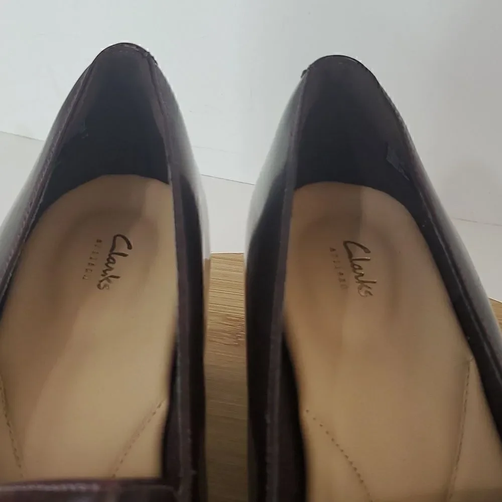 Clarks Artesian Tealia Maye Block Heel Aubergine Patent Leather Heel Pump 9M